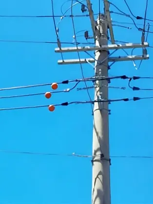 Esfera para sinalização de linhas de distribuição — MAXX Elétrica Solar, Teresina-PI