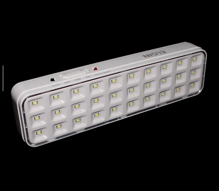Luminária de emergência LED — MAXX Elétrica Solar, Teresina-PI